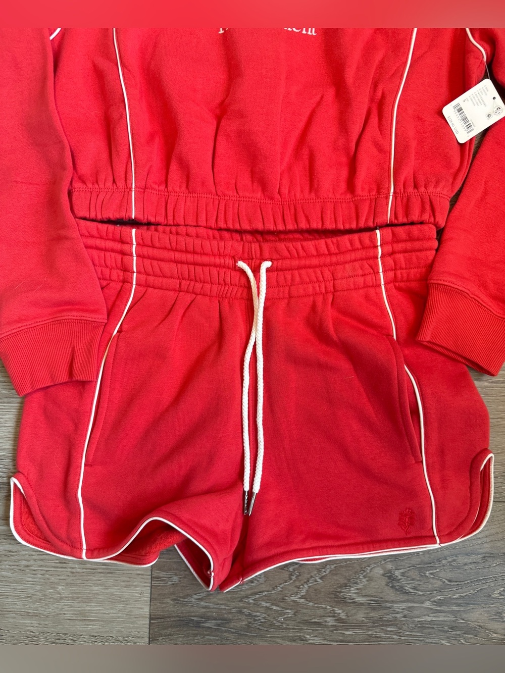 FREE PEOPLE FP Movement Seeing Double Red Sweatshirt and Shorts Set Small NWT - Picture 2 of 7